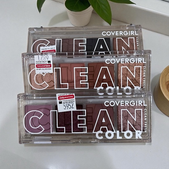 COVERGIRL Other - 3x Covergirl Clean Color Eyeshadow Palettes Cool Berry Mellow Mauve Dreamy Pink